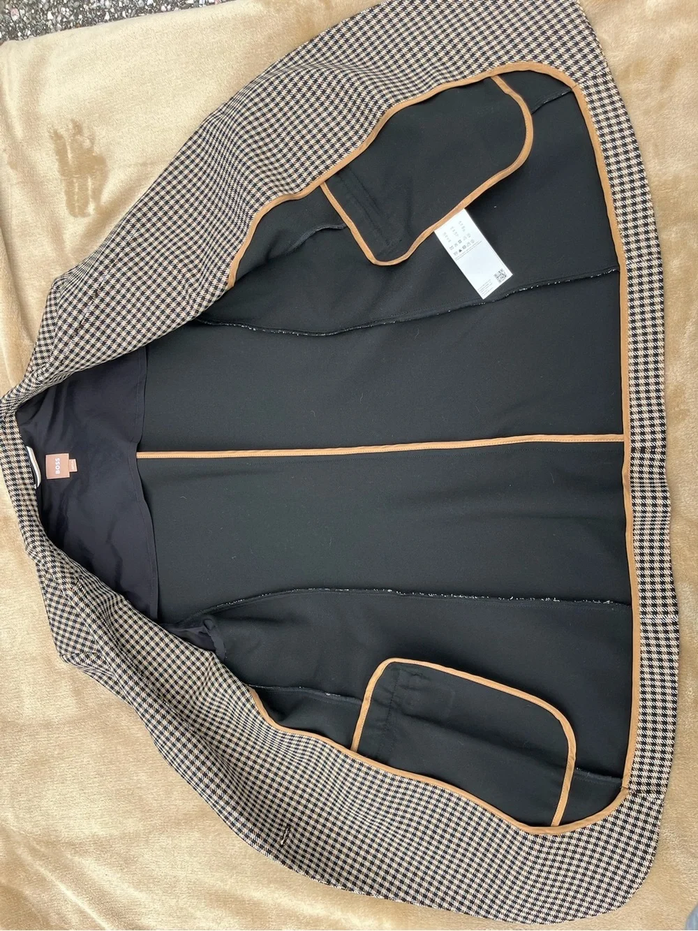 Hugo Boss Black and White Houndstooth Blazer
